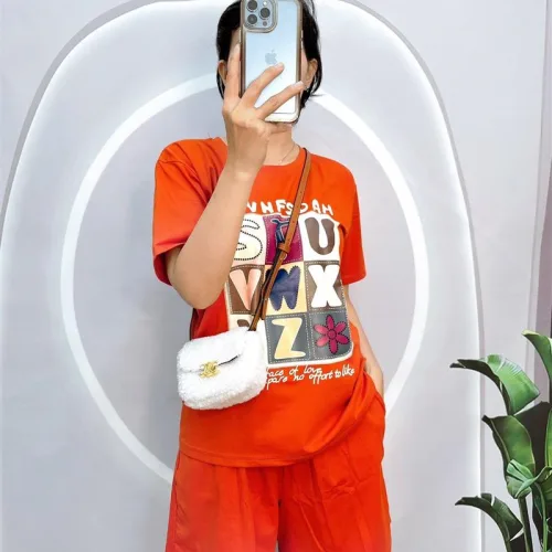 Đồ bộ quần đùi áo tay ngắn cổ tròn in hình