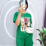 Đồ bộ quần đùi áo tay ngắn cổ tròn in hình
