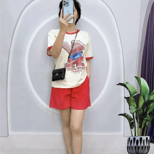 Đồ bộ quần đùi áo tay ngắn cổ tròn in hình