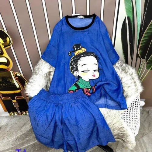Đồ bộ quần đùi áo tay ngắn cổ tròn in hình bé gái
