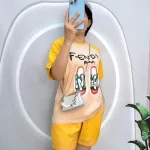 Đồ bộ quần đùi áo tay ngắn cổ tròn in hinh đôi dép