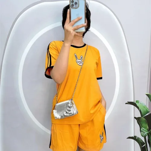 Đồ bộ quần đùi áo tay ngắn cổ tròn in hình thỏ