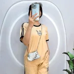 Đồ bộ quần đùi áo tay ngắn cổ tròn in hình thỏ