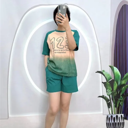 Đồ bộ quần đùi áo tay ngắn cổ tròn in số