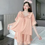 Đồ bộ quần đùi áo tay ngắn cổ v màu trơn