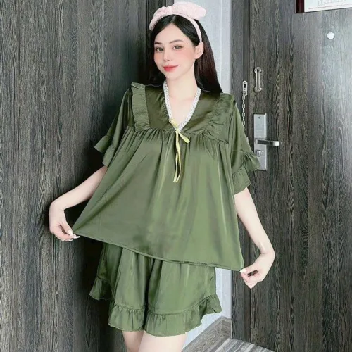 Đồ bộ quần đùi áo tay ngắn cổ v màu trơn