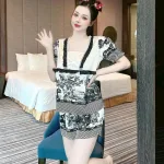 Đồ bộ quần đùi áo tay ngắn cổ vuông hoạ tiết