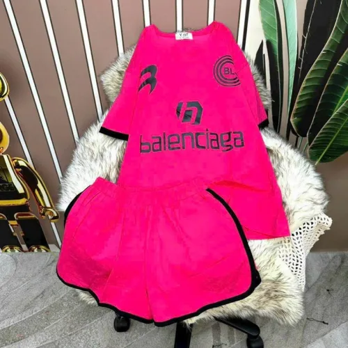Đồ bộ quần đùi áo tay ngắn in chữ
