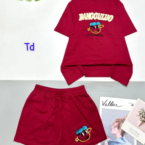 đồ bộ quần đùi áo tay ngắn in chữ Bango