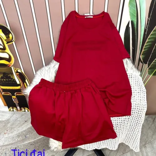 Đồ bộ quần đùi áo tay ngắn in chữ dập nổi form rộng