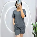 Đồ bộ quần đùi áo tay ngắn in chữ dập nổi form rộng