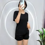 Đồ bộ quần đùi áo tay ngắn in chữ dập nổi form rộng