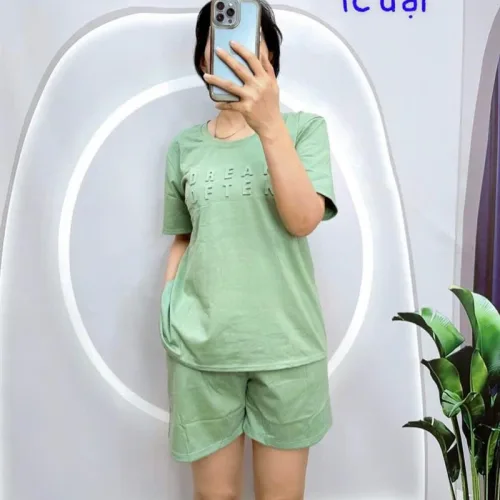 Đồ bộ quần đùi áo tay ngắn in chữ dập nổi form rộng