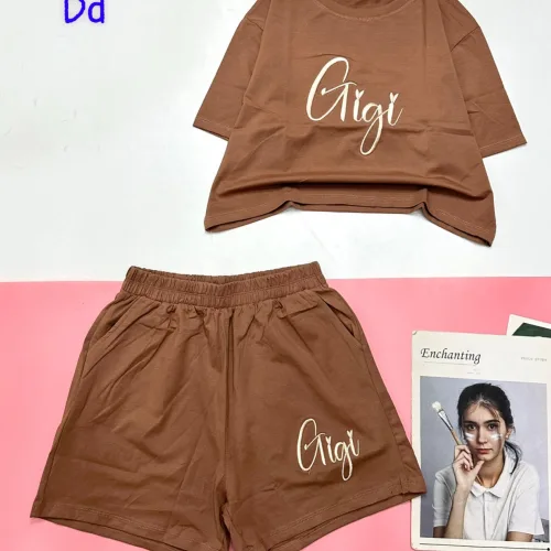 đồ bộ quần đùi áo tay ngắn in chữ gigi
