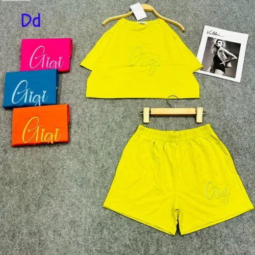 đồ bộ quần đùi áo tay ngắn in chữ gigi