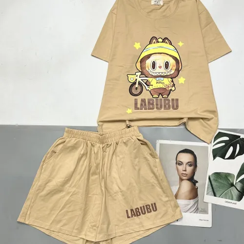 đồ bộ quần đùi áo tay ngắn in chữ LABUBU