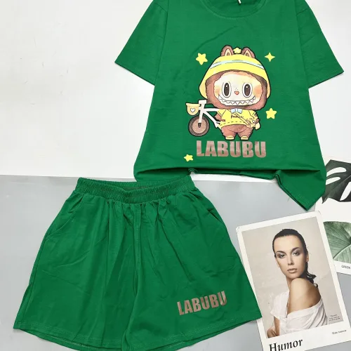 đồ bộ quần đùi áo tay ngắn in chữ LABUBU