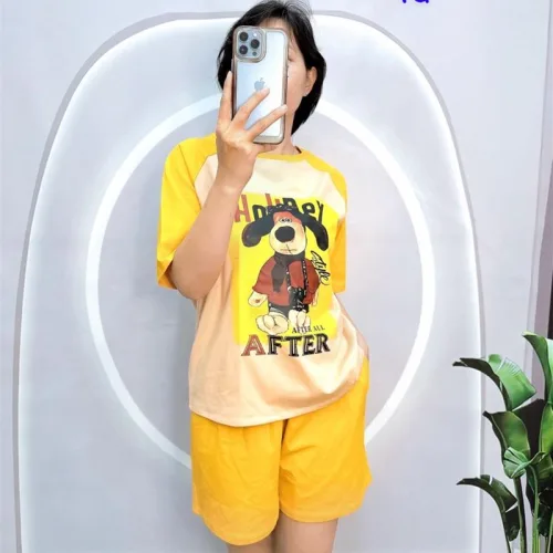 Đồ bộ quần đùi áo tay ngắn in hình