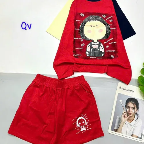 đồ bộ quần đùi áo tay ngắn in hình bé tóc ngang