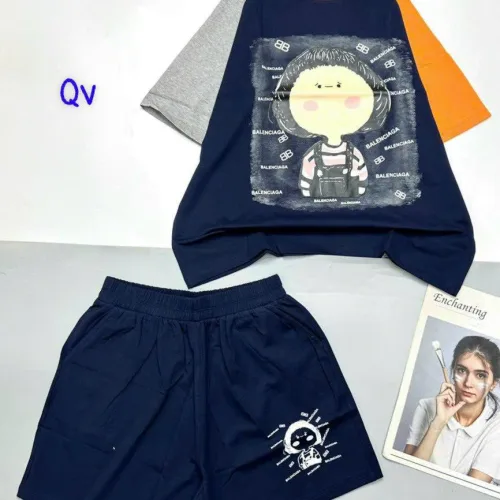 đồ bộ quần đùi áo tay ngắn in hình bé tóc ngang