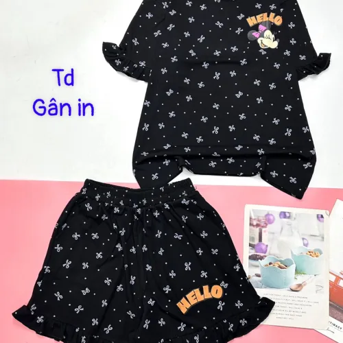 đồ bộ quần đùi áo tay ngắn in hình chuột hello