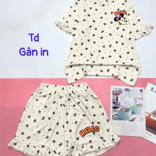 đồ bộ quần đùi áo tay ngắn in hình chuột hello