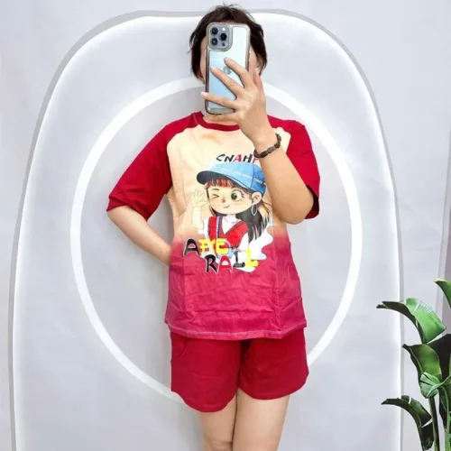 Đồ bộ quần đùi áo tay ngắn in hình em bé đội mũ