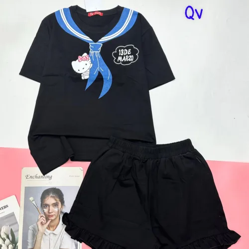 đồ bộ quần đùi áo tay ngắn in hình khăn quàng