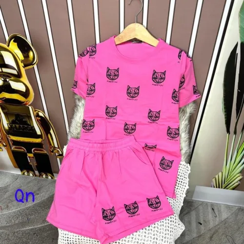 Đồ bộ quần đùi áo tay ngắn in hình mèo nhỏ