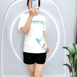 Đồ bộ quần đùi áo tay ngắn in hình mèo trắng bên hông eo