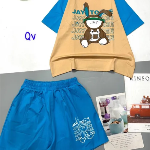 Đồ bộ quần đùi áo tay ngắn in hình thỏ mặt chữ jay