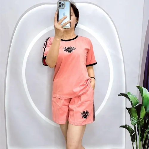 Đồ bộ quần đùi áo tay ngắn in hình trái tim đen