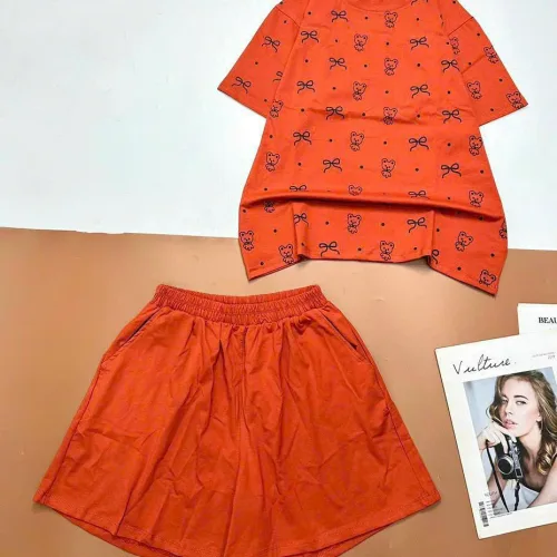đồ bộ quần đùi áo tay ngắn in nhiều nơ và chữ