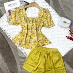 Đồ bộ quần đùi áo tay ngắn phồng cổ vuông họa tiết