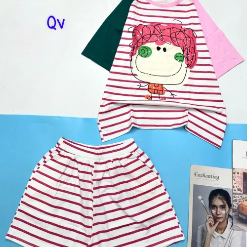 đồ bộ quần đùi áo tay ngắn sọc ngang in hình bé mặt to