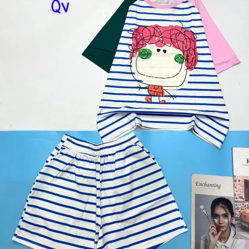 đồ bộ quần đùi áo tay ngắn sọc ngang in hình bé mặt to
