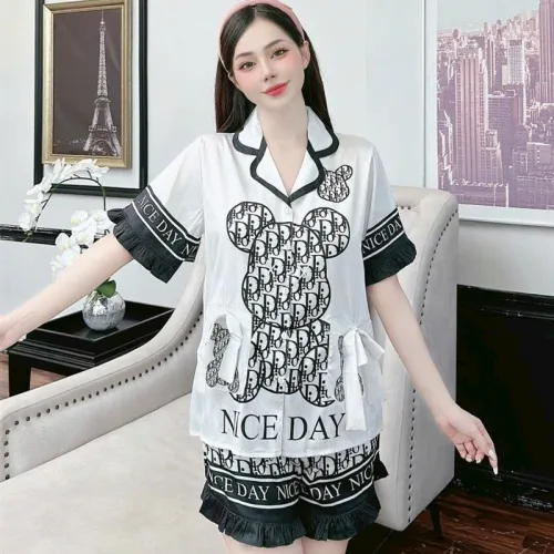 Đồ bộ quần đùi bèo áo tay ngắn cổ bẻ hoạ tiết dể thương
