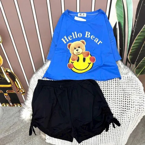 Đồ bộ quần đùi đen áo tay ngắn crop in hình