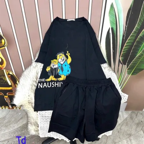 Đồ bộ quần đùi đen áo tay ngắn in hình