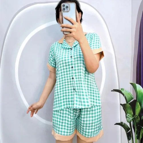 Đồ bộ quần đùi pijama áo tay ngắn cổ bẻ hoạ tiết