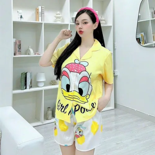 Đồ bộ quần đùi pijama áo tay ngắn cổ bẻ hoạ tiết