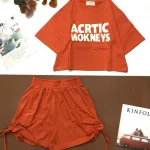 Đồ bộ quần đùi rút dây áo crop tay ngắn in chữ