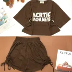 Đồ bộ quần đùi rút dây áo crop tay ngắn in chữ