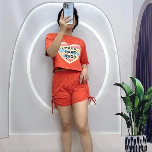 Đồ bộ quần đùi rút dây áo crop tay ngắn in hình