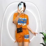 Đồ bộ quần đùi rút dây áo tay ngắn crop in hình