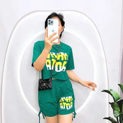 Đồ bộ quần đùi rút dây áo tay ngắn crop in hình
