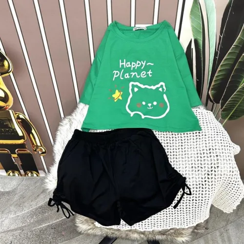 Đồ bộ quần đùi rút dây áo tay ngắn crop in hình