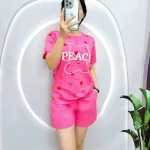 đồ bộ quần đùi trơn áo tay ngắn in chữ peace