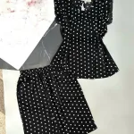 Đồ bộ quần lửng áo sát nách bèo chấm bi