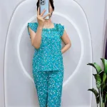Đồ bộ quần lửng áo sát nách bèo cổ vuông hoạ tiết hoa